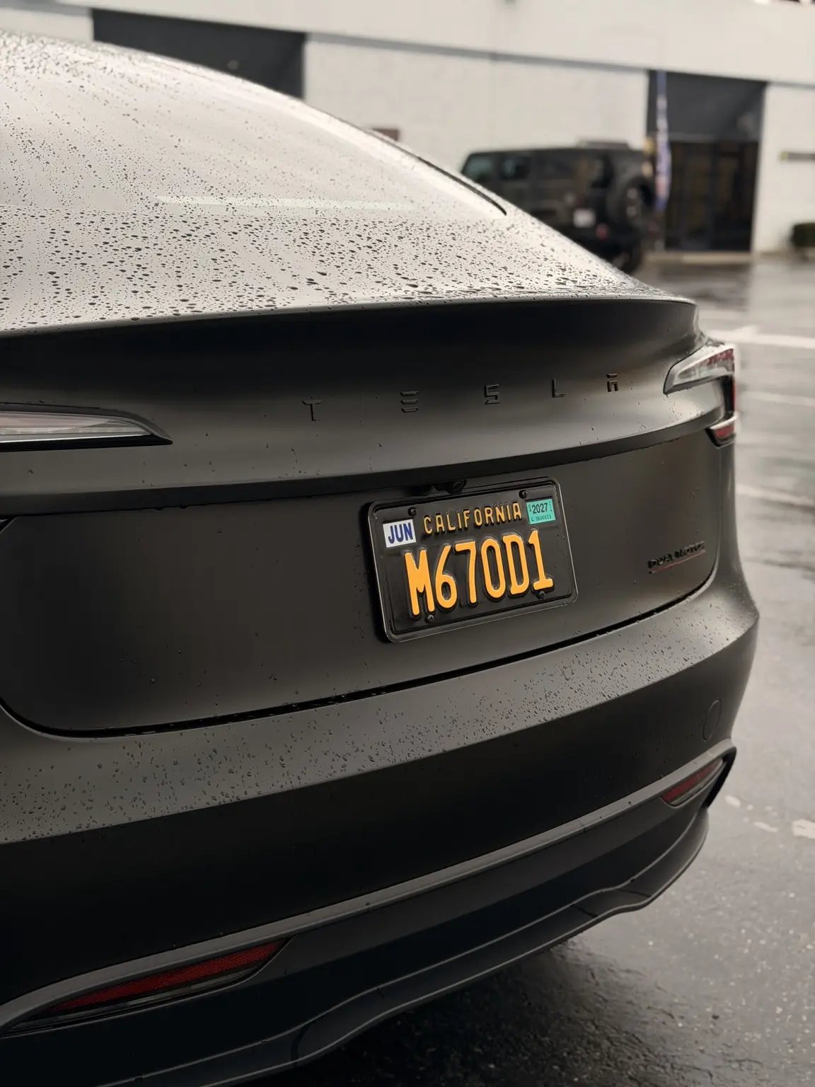 TESLA MODEL 3 — SATIN BLACK
